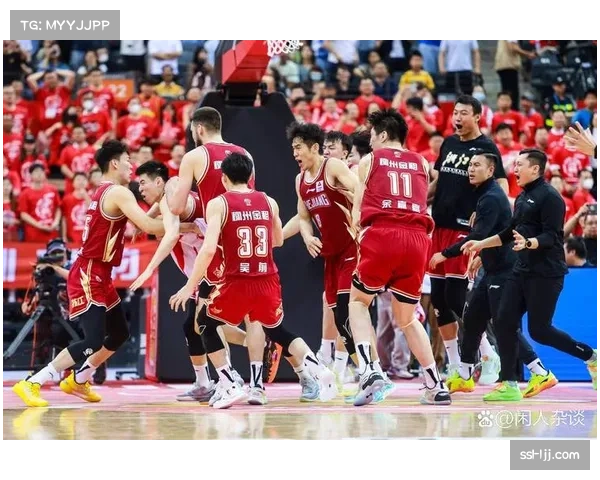 历史回顾：近十年三月最大逆袭——哪支球队曾从末尾冲入季后赛